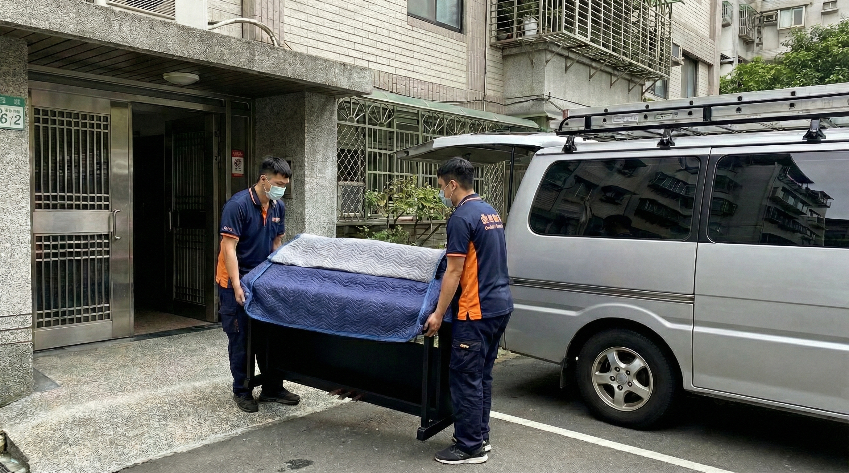 電鋼琴收購免煩惱，全哥電鋼琴收購到府搬運最安心,電話：0902-043-671